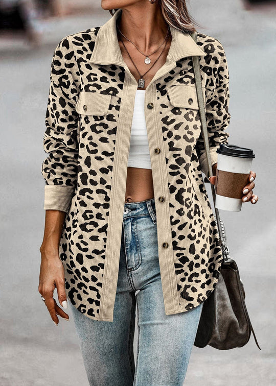 Leopard lapel jacket for women with button closure