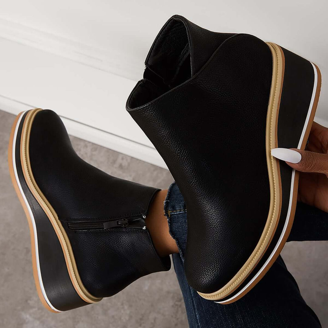 Novi - stylish ankle boots with zip and platform