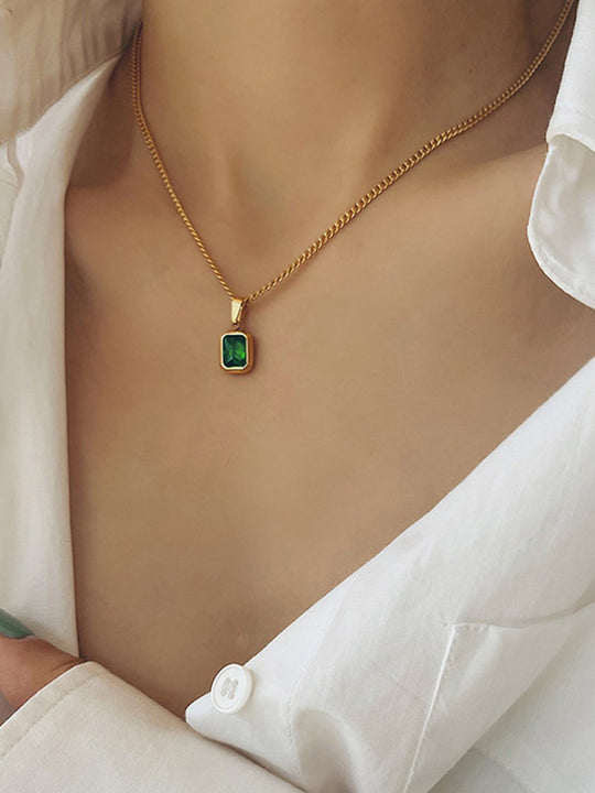 Eliza - spring green pendant necklace