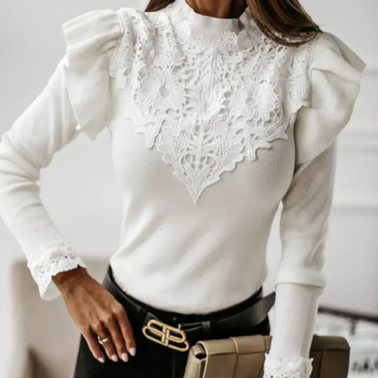 Elegant turtleneck sweater for women