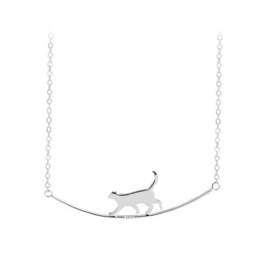 Climbing cat necklace