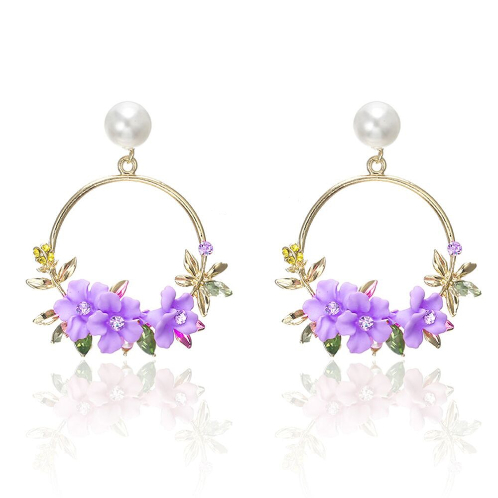 Elegant floral drop earrings