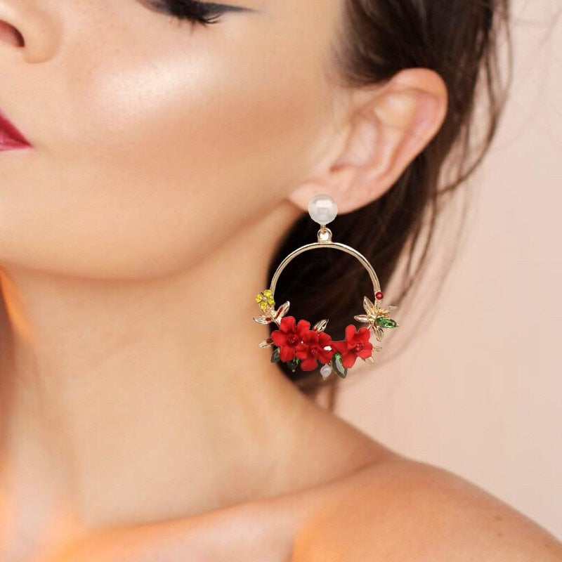 Elegant floral drop earrings