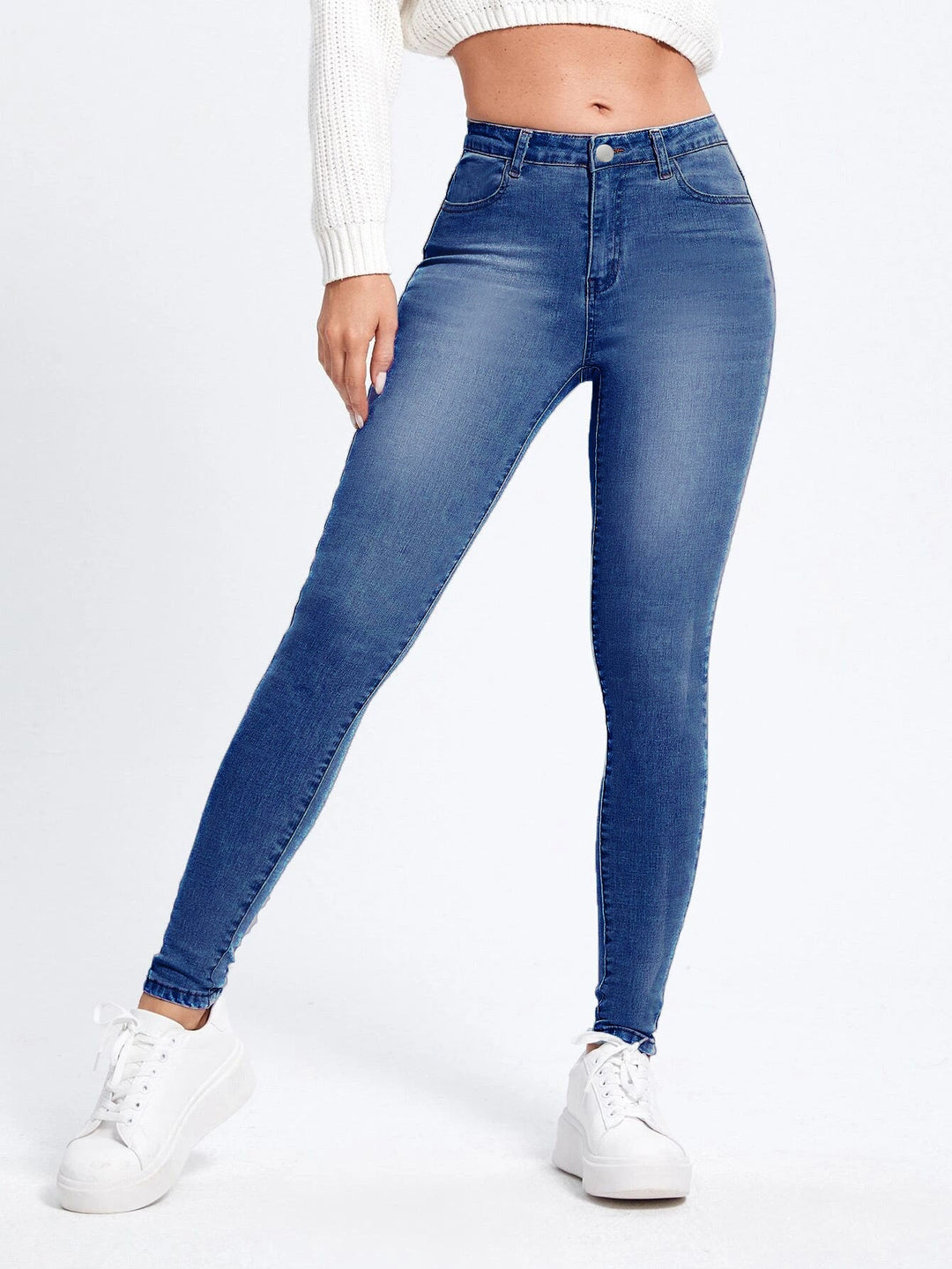 Casandra - Slim fit high waist jeans