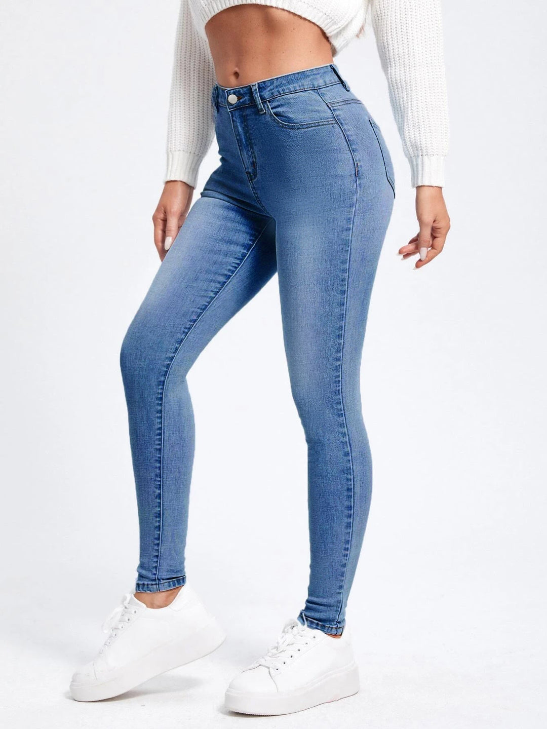 Casandra - Slim fit high waist jeans