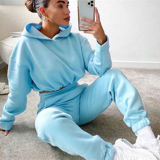 Autumn women's cropped hooded sweatshirt and elastic waist sweatpants set