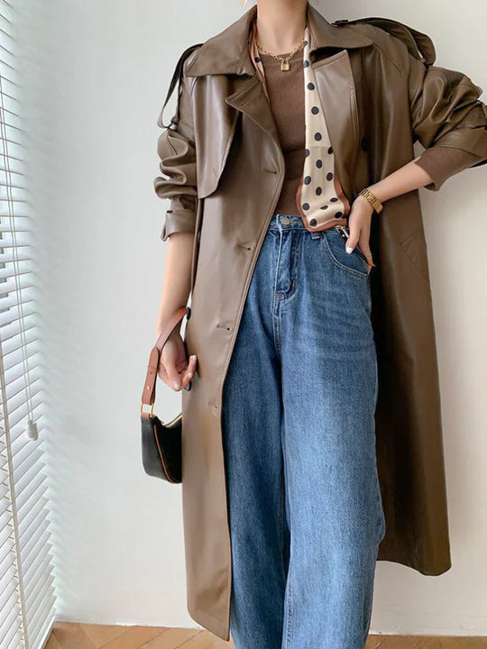 Casual trench coat for women with button closure