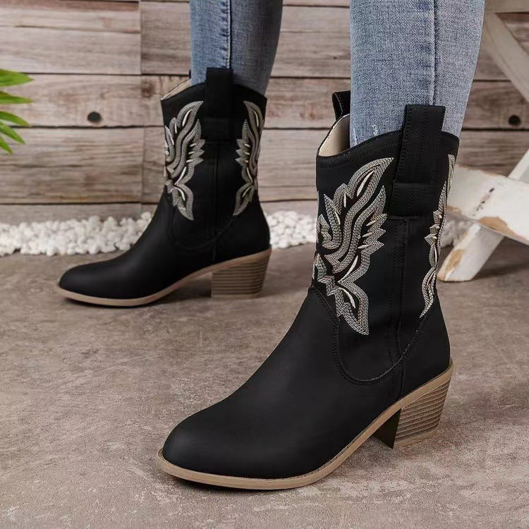 Embroidered western ankle boots with chunky heel for women